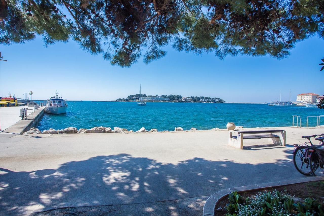Holiday Home Camellia Poreč Buitenkant foto