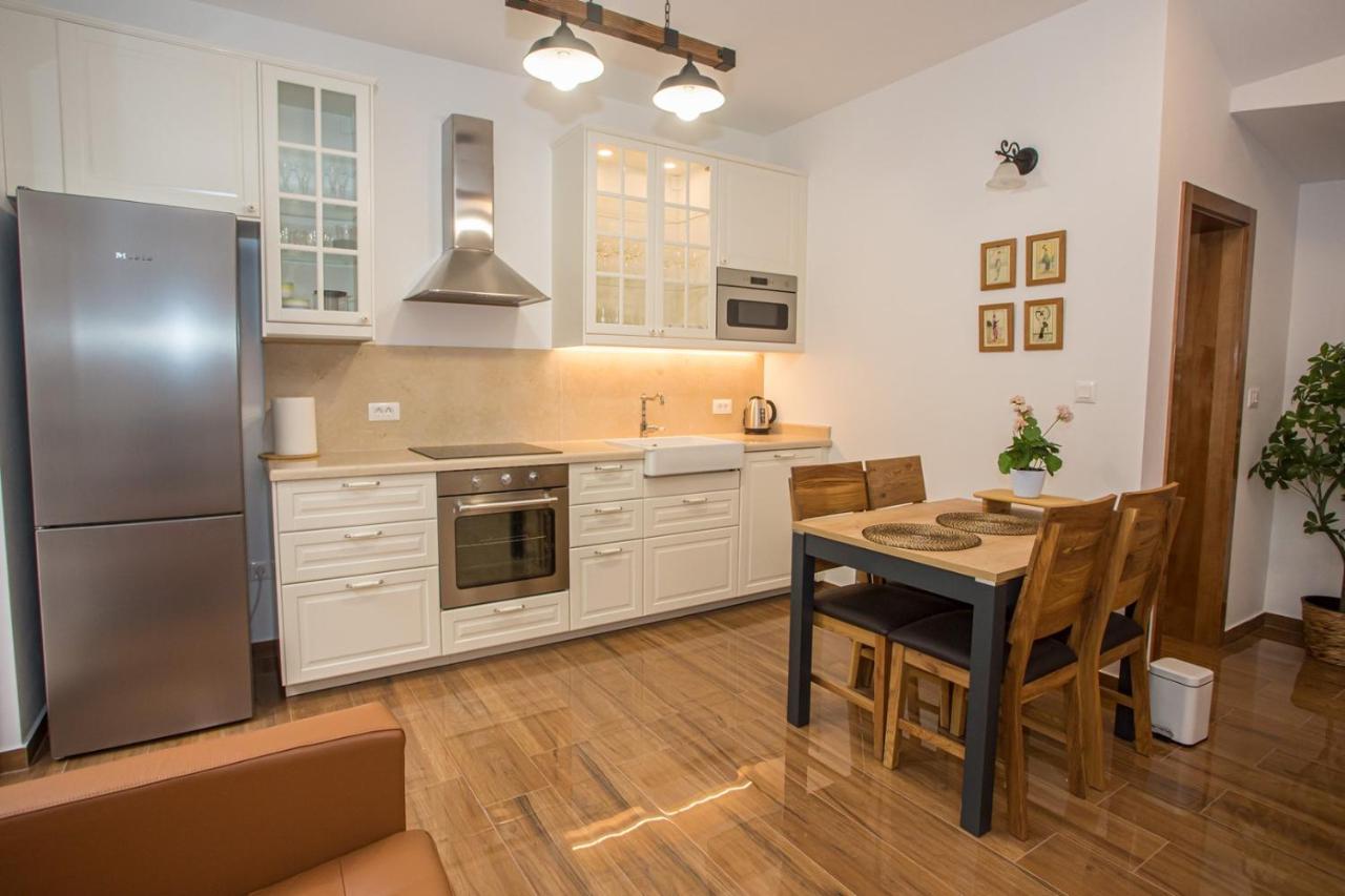 Holiday Home Camellia Poreč Buitenkant foto